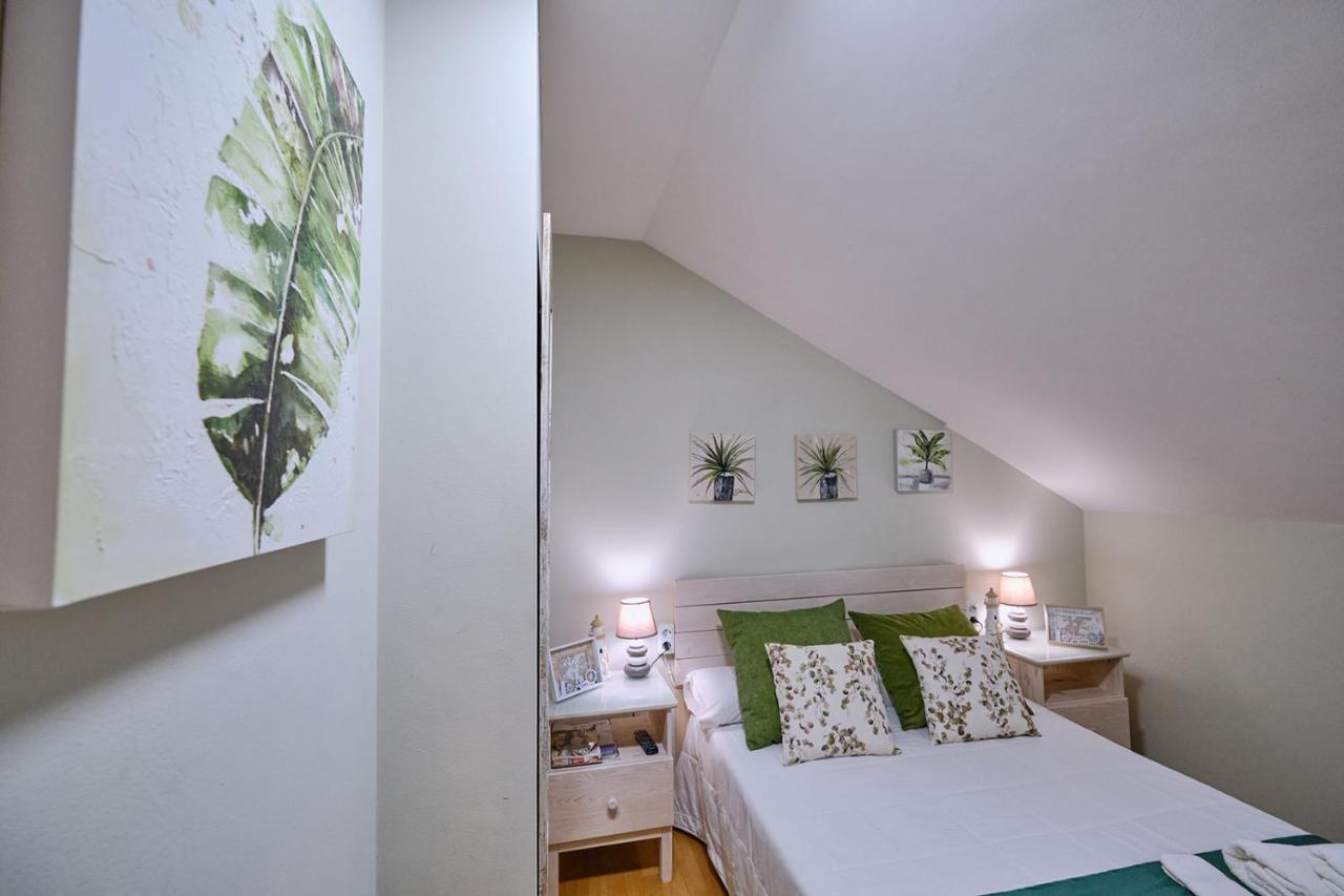 Peregrina Pension 2 Педрусо Экстерьер фото